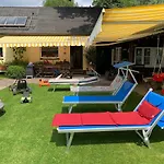 Pino24 Mit Pool Und Sauna *