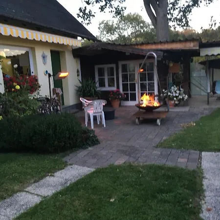 Pino24 Mit Pool Und Sauna דירה *