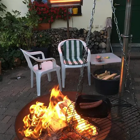 Pino24 Mit Pool Und Sauna شقة
