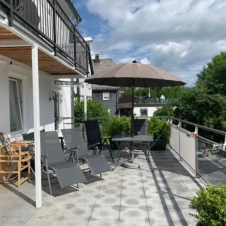 公寓 Pino24 Mit Pool Und Sauna *