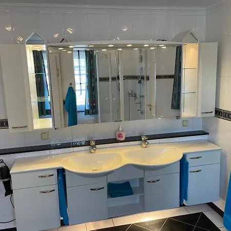 Apartmán Pino24 Mit Pool Und Sauna Hallenberg