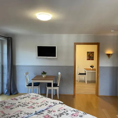 Pino24 Mit Pool Und Sauna Apartmán