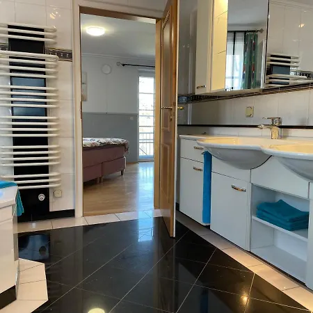 Pino24 Ferienwohnungen Mit Pool Und Blockhaus-Sauna *