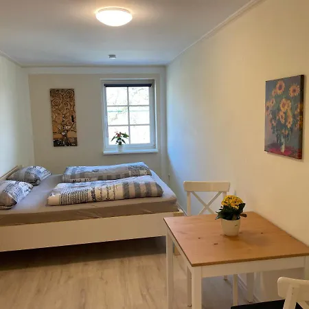 Pino24 Mit Pool Und Sauna הלנברג