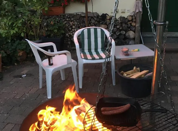 Pino24 Mit Pool Und Sauna Apartman