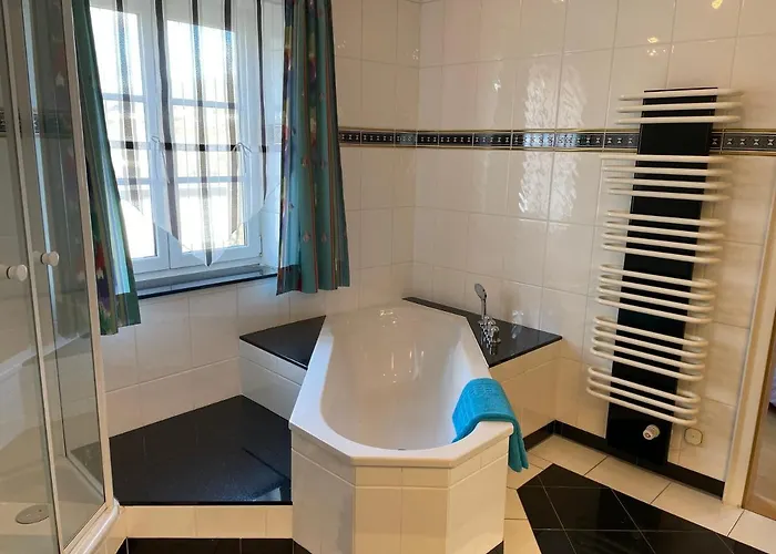 Pino24 Mit Pool Und Sauna Apartamento Hallenberg