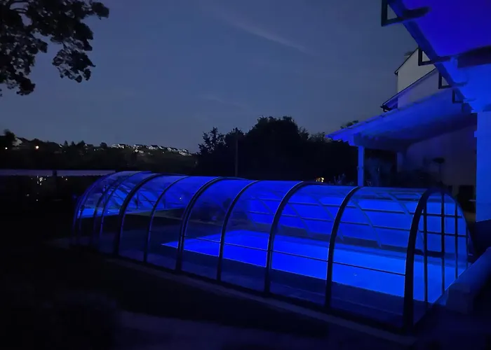 Pino24 Mit Pool Und Sauna