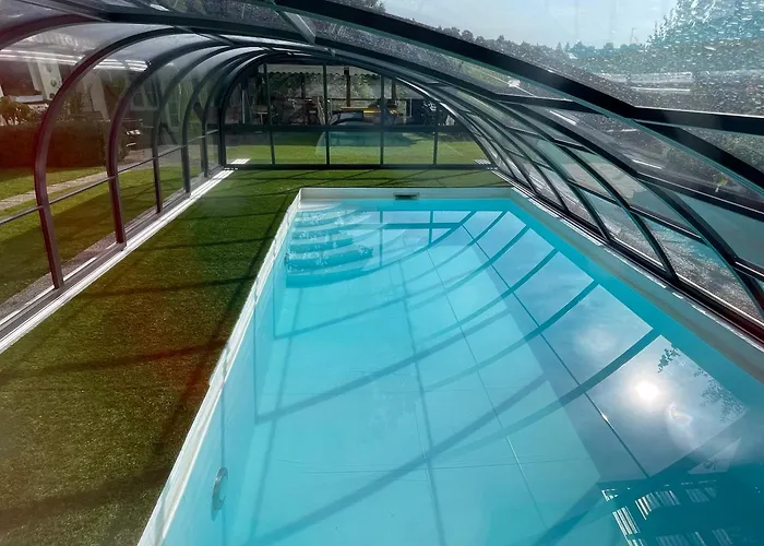 Pino24 Mit Pool Und Sauna Apartamento *