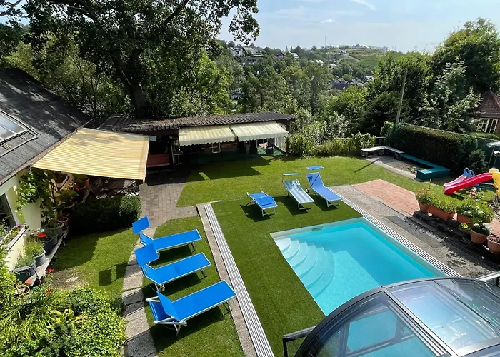 Pino24 Mit Pool Und Sauna *