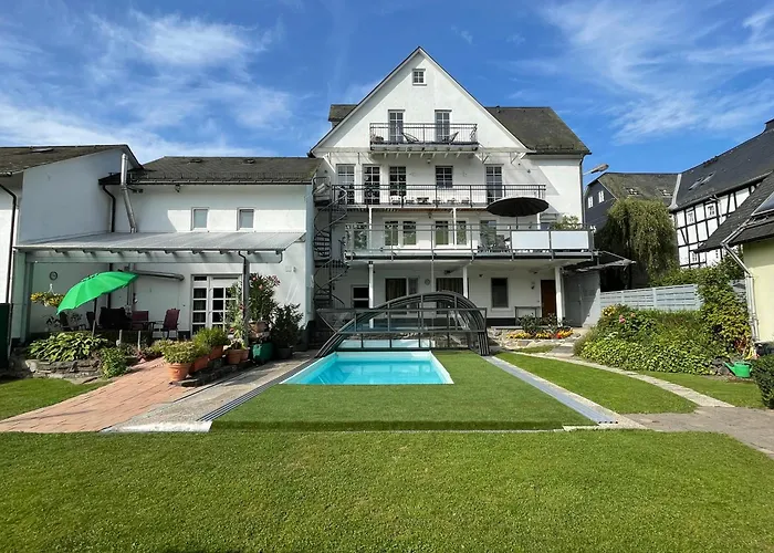 Pino24 Mit Pool Und Sauna Apartamento Hallenberg